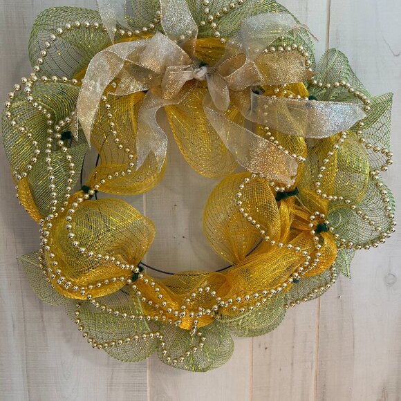 Festive Handmade Green and Gold Christmas Wreath - Picture 2 of 5
